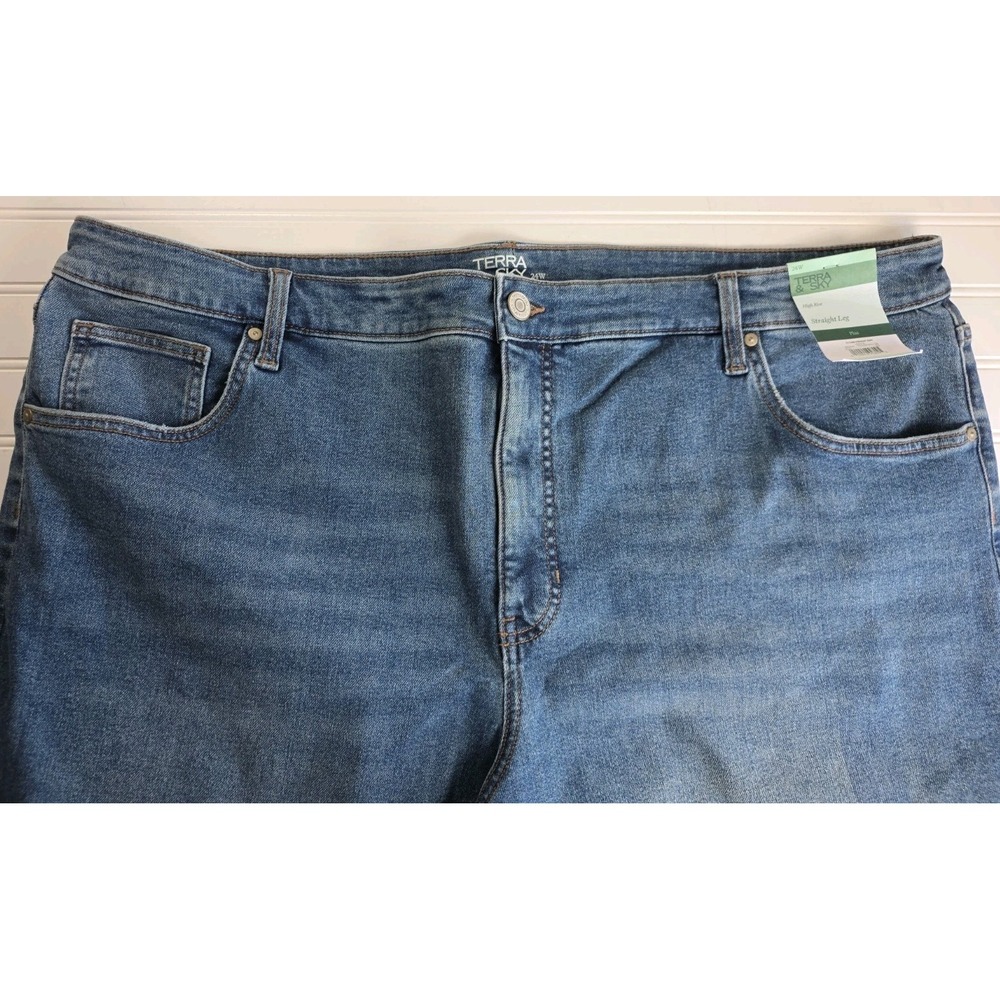 Women's Terra & Sky High Rise Straight Leg Plus Size Denim Jeans Size 24W NWT